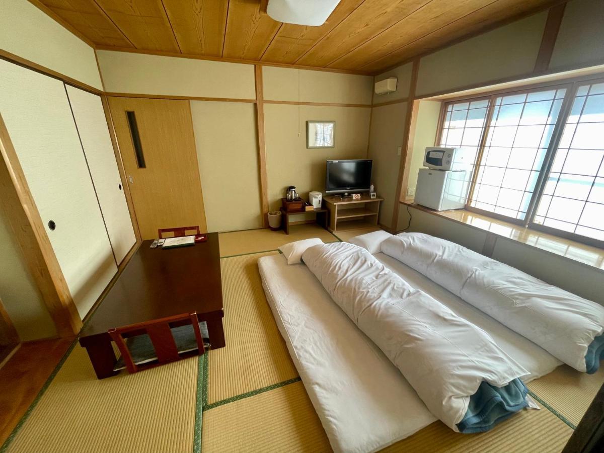 Ryokan Yamanami Юфу Екстер'єр фото